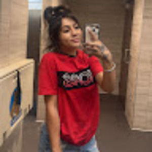 Meet your Posher, Marisela